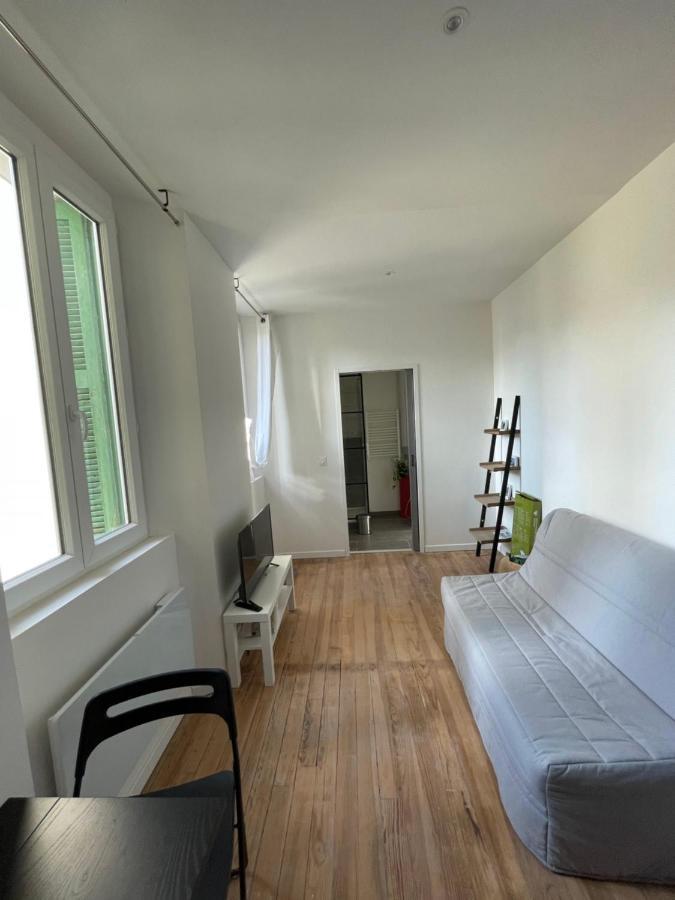 Charmant Studio Proche Centre Ville Et Gare Лурд Екстериор снимка