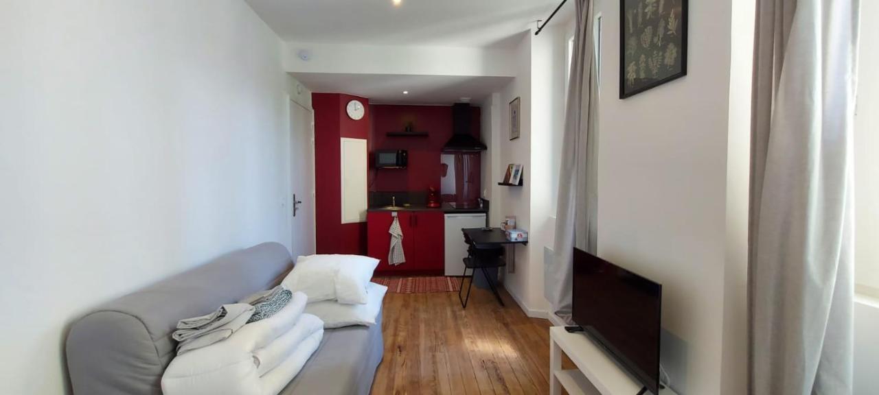 Charmant Studio Proche Centre Ville Et Gare Лурд Екстериор снимка